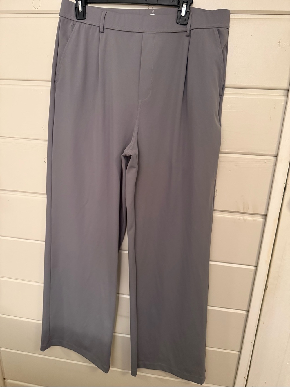 HALARA Light Gray Stretch Dress Pants. XL. EXTRA TALL 33β inseam
